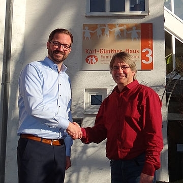 csm_HOBART_Mitarbeiter_spenden_fuer_Foerderverein_fuer_krebskranke_Kinder_87fe639c9c